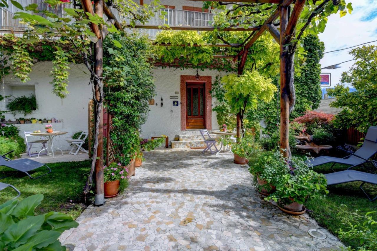 Casa Vacanze Regina Del Lago Tremosine Exteriör bild