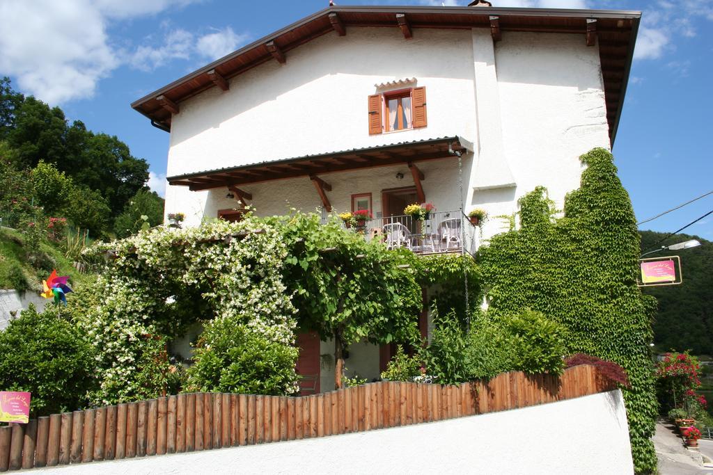 Casa Vacanze Regina Del Lago Tremosine Exteriör bild