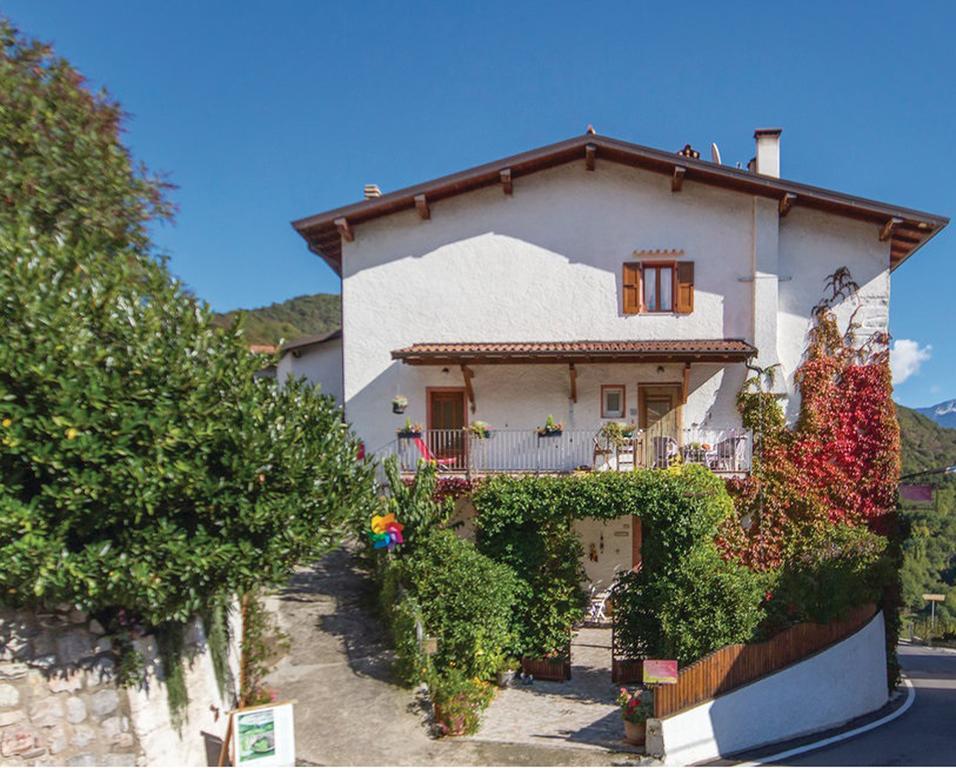 Casa Vacanze Regina Del Lago Tremosine Exteriör bild