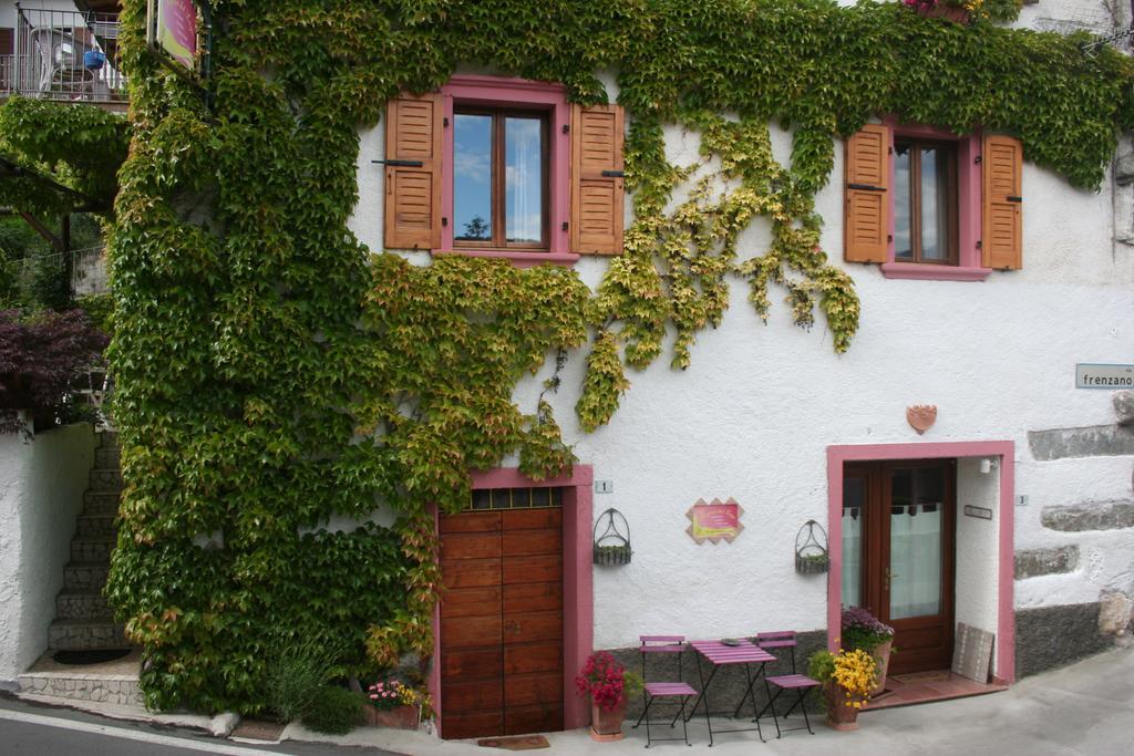 Casa Vacanze Regina Del Lago Tremosine Exteriör bild