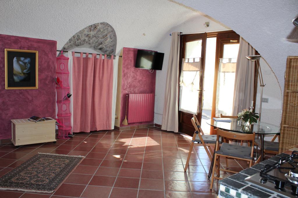 Casa Vacanze Regina Del Lago Tremosine Exteriör bild