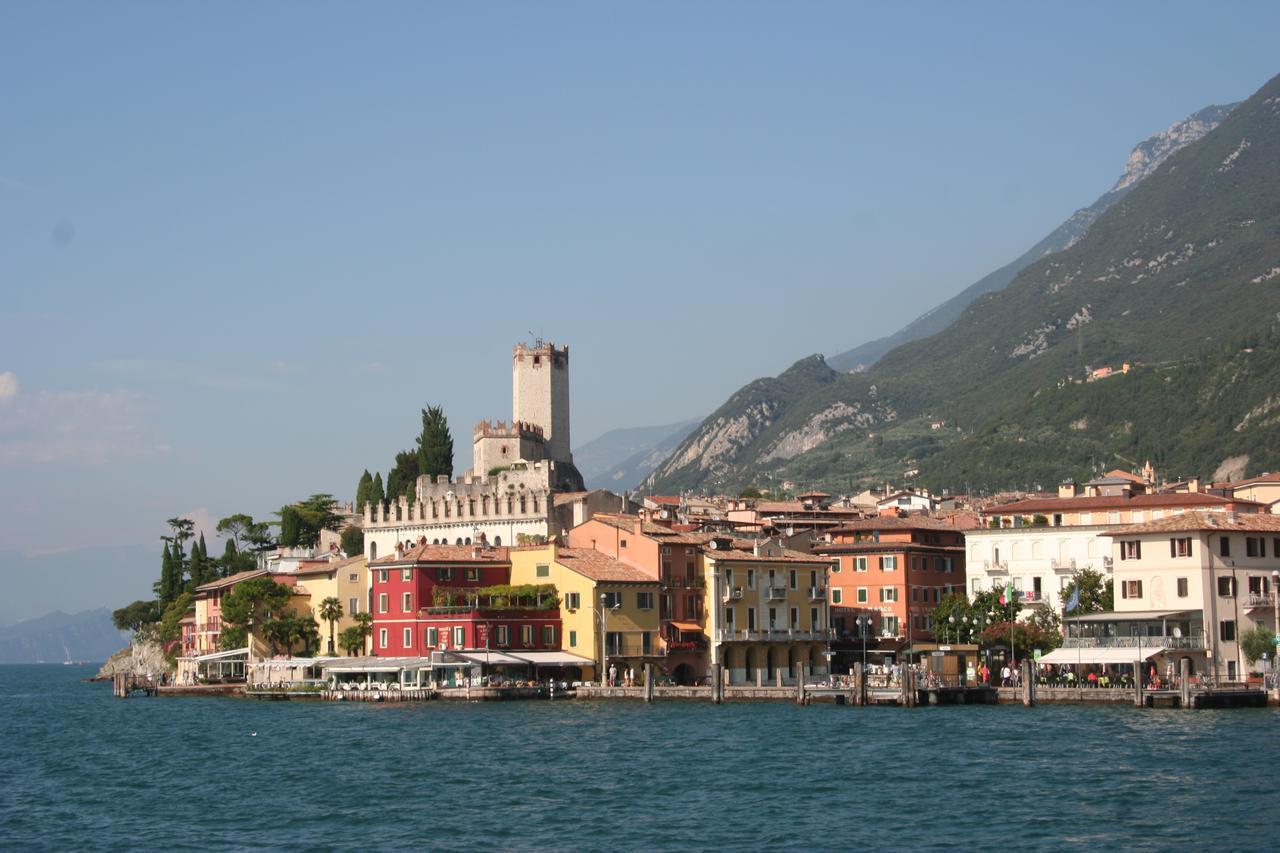 Casa Vacanze Regina Del Lago Tremosine Exteriör bild
